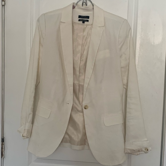 White Blazer - Picture 1 of 2